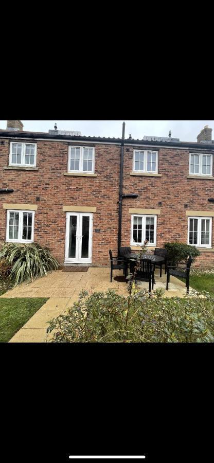 The Bay, Filey, Moonshine Cottage Exterior photo